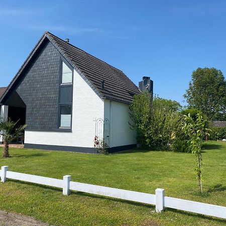 Traumhaftes Geraeumiges Ferienhaus In Meernaehe 布勒伊尼瑟 外观 照片