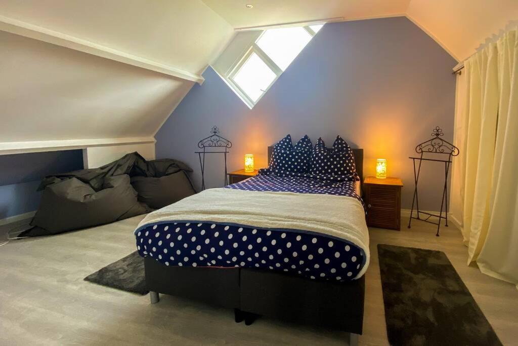 Traumhaftes Geraeumiges Ferienhaus In Meernaehe 布勒伊尼瑟 外观 照片