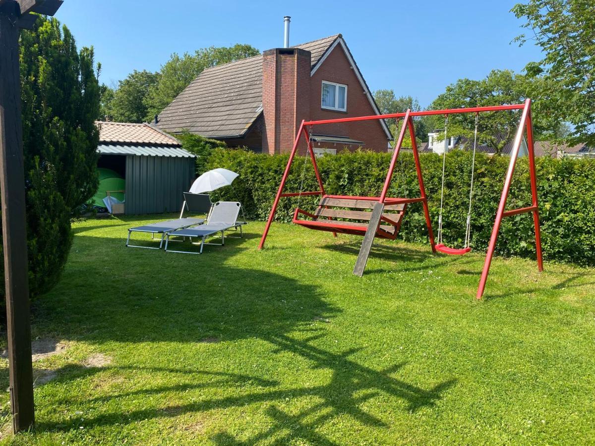 Traumhaftes Geraeumiges Ferienhaus In Meernaehe 布勒伊尼瑟 外观 照片